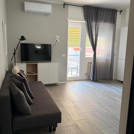 Tiburtina Flam Guest House Rome Bagian luar foto