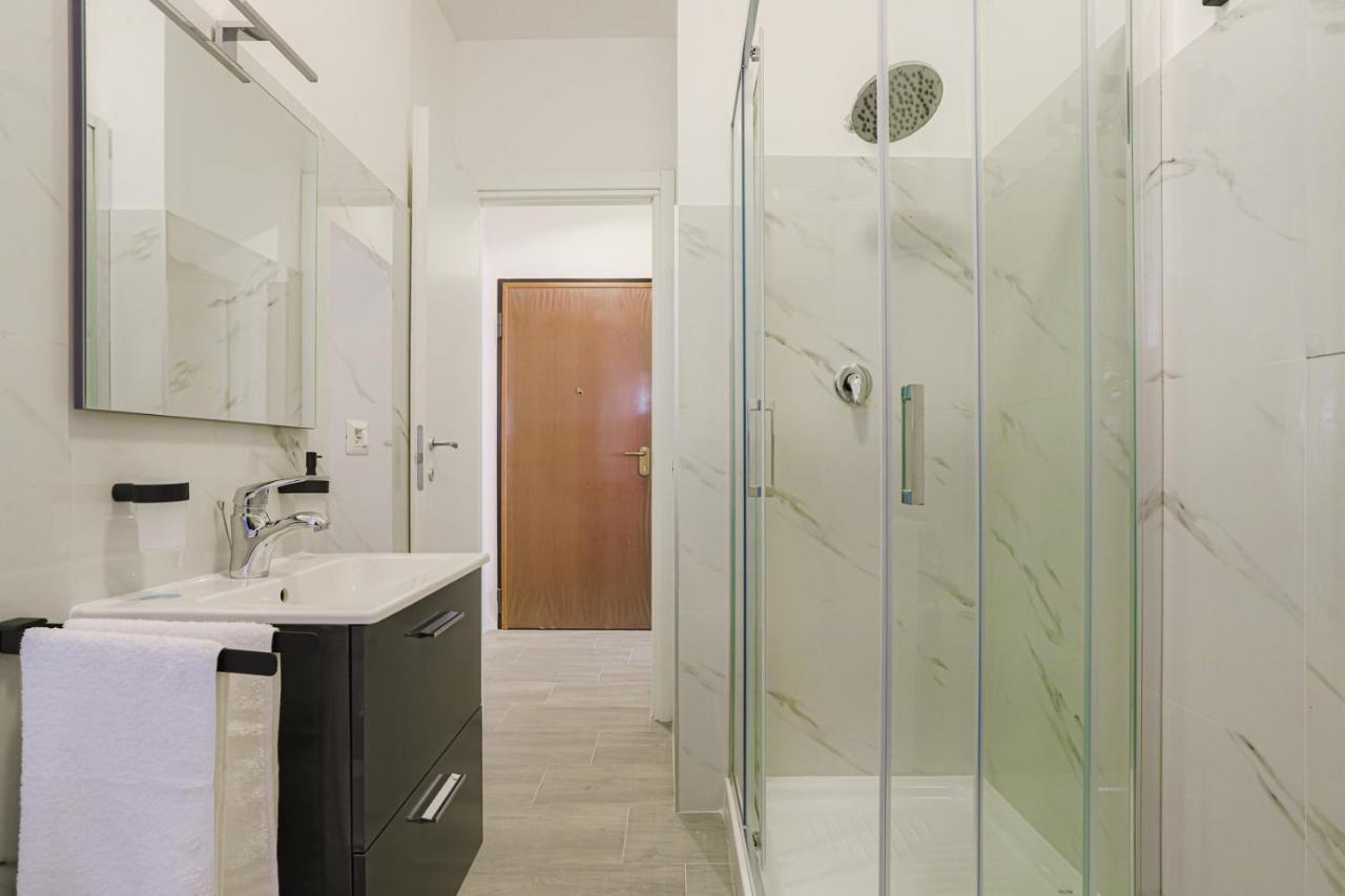 Tiburtina Flam Guest House Rome Bagian luar foto