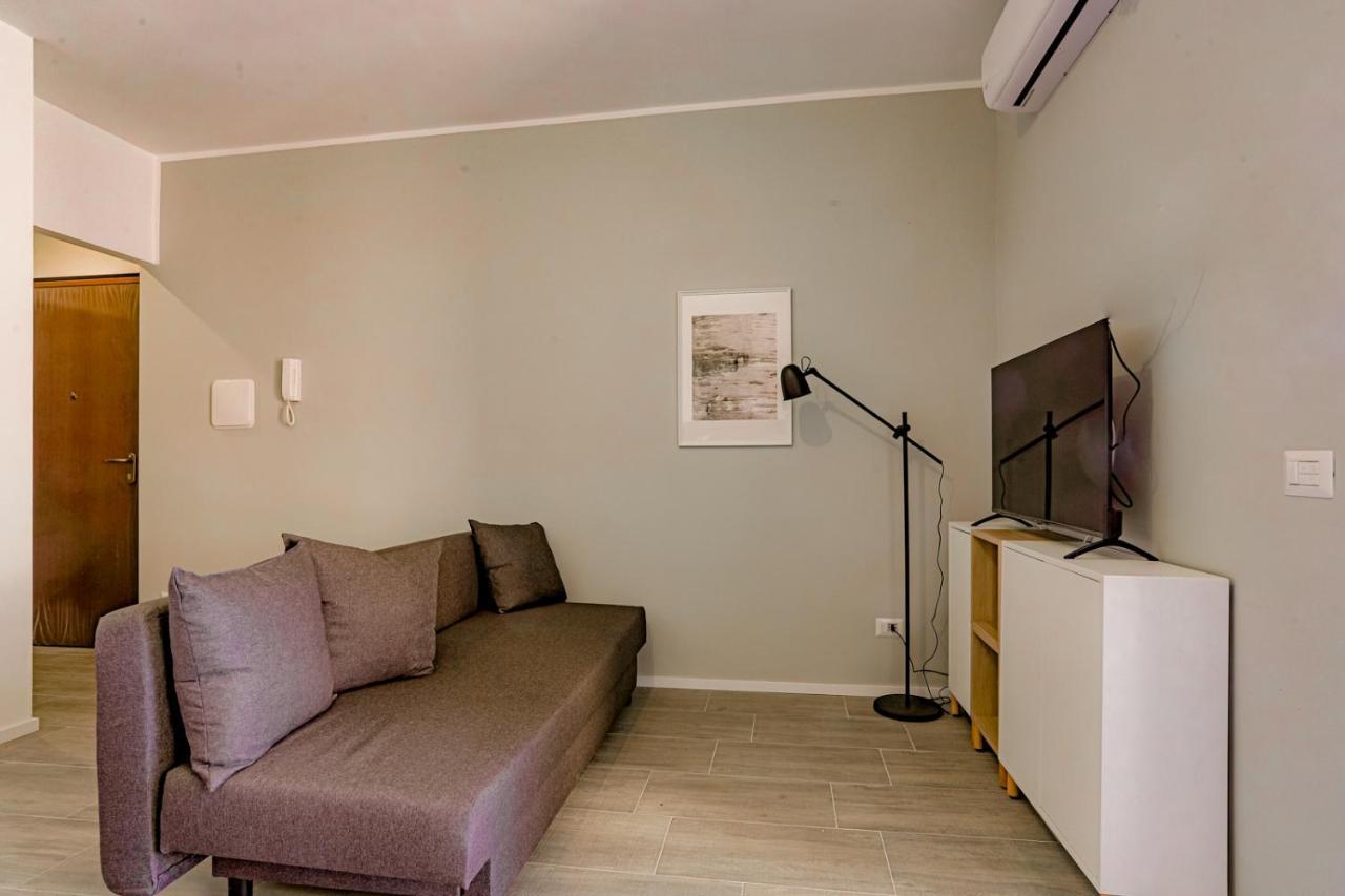 Tiburtina Flam Guest House Rome Bagian luar foto