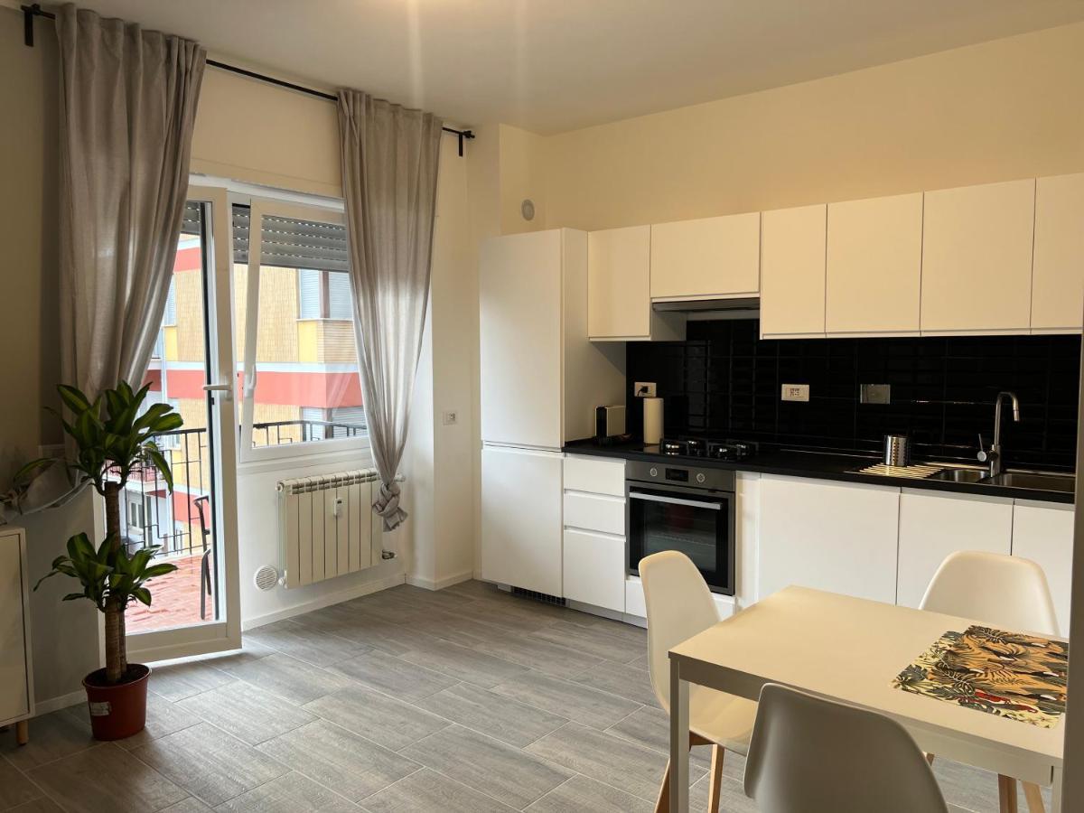 Tiburtina Flam Guest House Rome Bagian luar foto