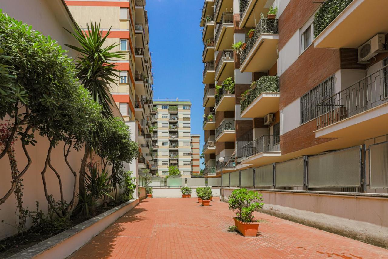 Tiburtina Flam Guest House Rome Bagian luar foto