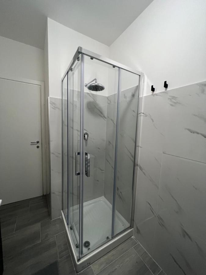Tiburtina Flam Guest House Rome Bagian luar foto