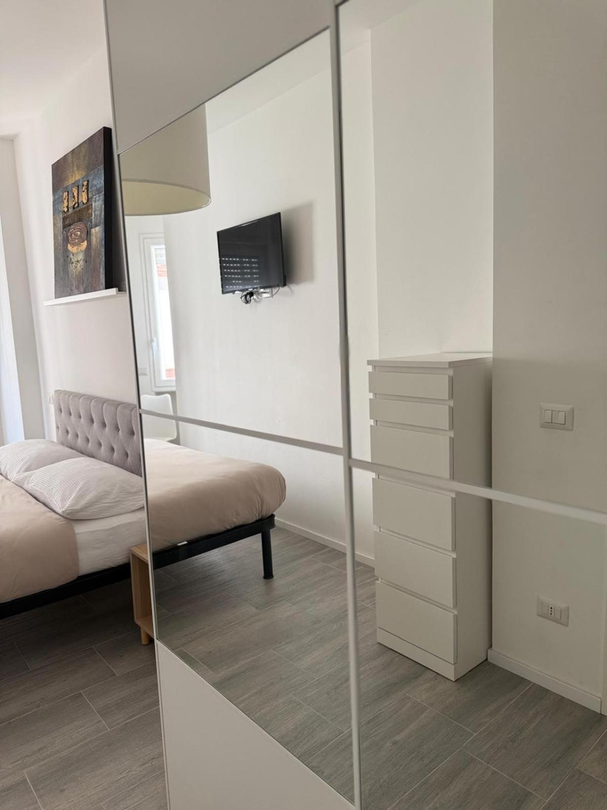 Tiburtina Flam Guest House Rome Bagian luar foto